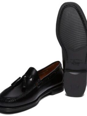 Weejun Classic Black Leather Tassel Loafers